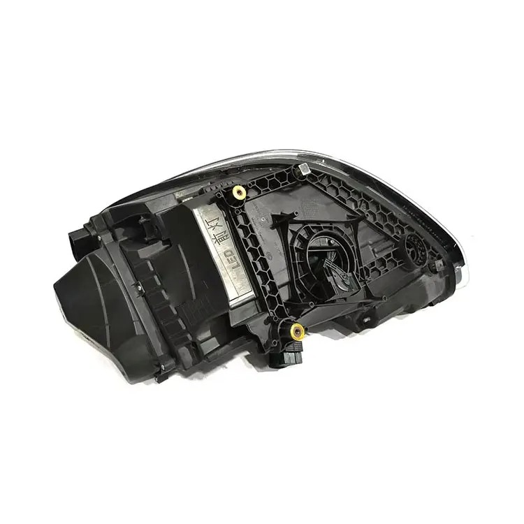 FOR Suitable    971 Headlight for Car 17 Year Front Headlight High Quality Auto Lighting Systems Headlamps